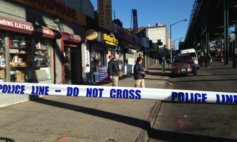 Nέα Υόρκη: Άντρας κυκλοφορούσε στους δρόμους με αυτόματο όπλο